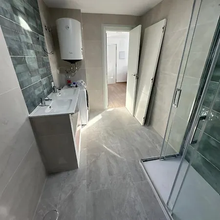 Renovated Penthouse With Terrace Next To The Metro * Seville