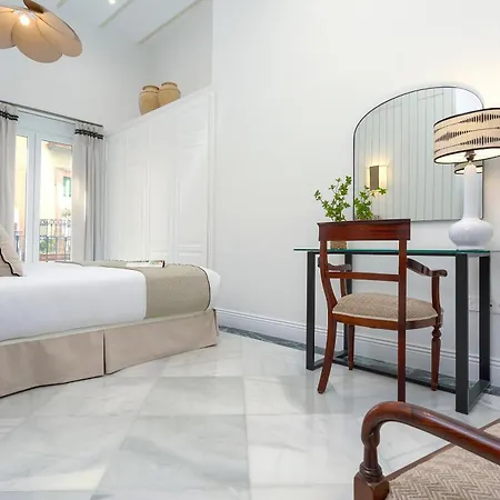 Genteel Alfalfa Apartment Seville