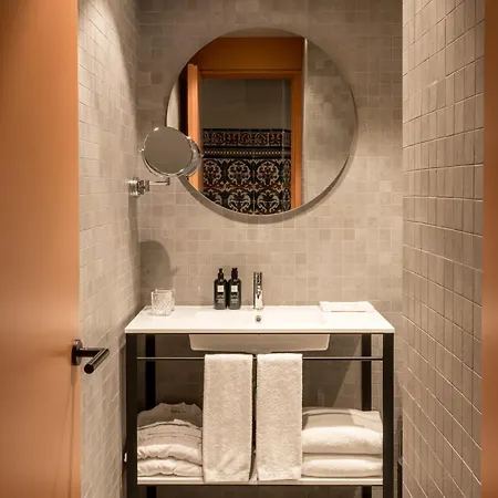 Mercer Residences Aparthotel