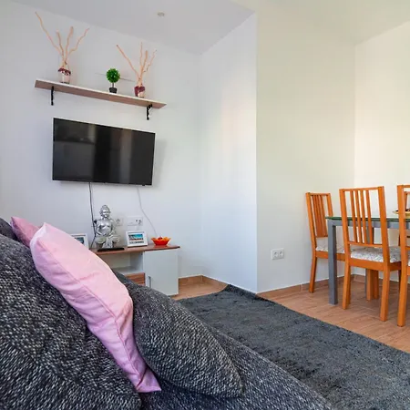 Apartment Edomus Ciudad Jardin