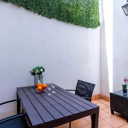 Behouse Calatrava Apartment *