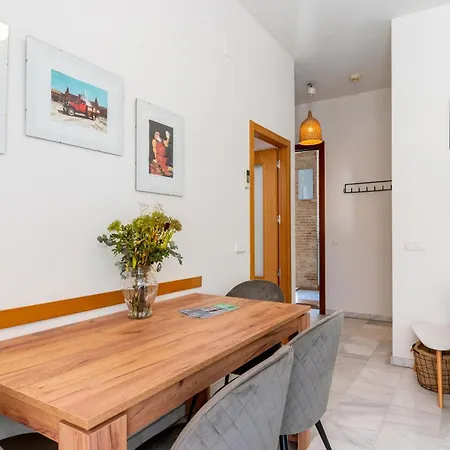 Arenal Maestranza Apartment
