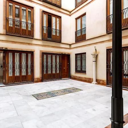 Francos Cathedral Terrace Apartment *