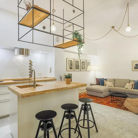 New Gorgeous 2-Bed Apt In Seville Center