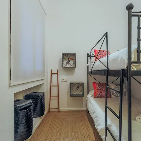 New Gorgeous 2-Bed Apt In Seville Center