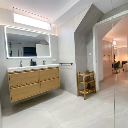 With Private Swimming Pool In Villa Sevilla