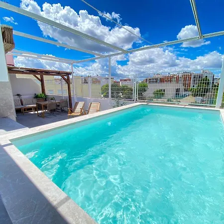 With Private Swimming Pool In Sevilla