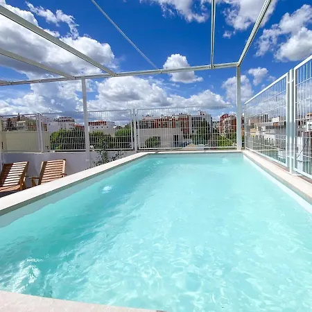 Villa With Private Swimming Pool In Séville
