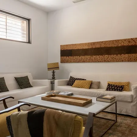 Casa Boutique San Bernardo, Con Jacuzzi Y Parking. Apartamento Sevilla