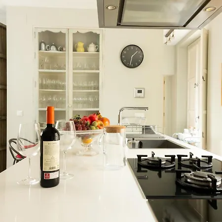 Casa Boutique San Bernardo, Con Jacuzzi Y Parking. Sevilla