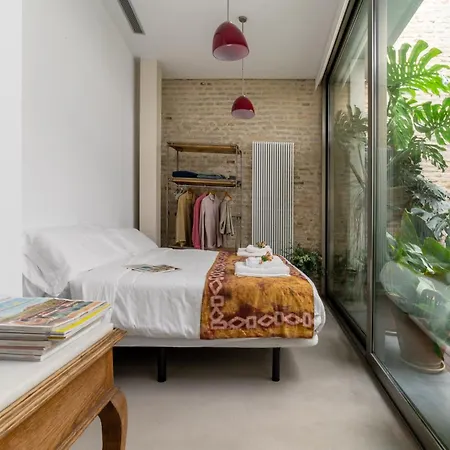Casa Boutique San Bernardo, Con Jacuzzi Y Parking. Apartamento Sevilla