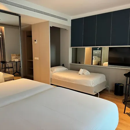 بيكير 4* إشبيلية