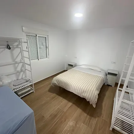 Apartment Renovated Penthouse With Terrace Next To The Metro Seville