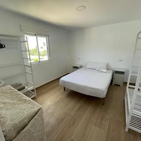 Renovated Penthouse With Terrace Next To The Metro Apartment
