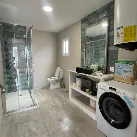 Renovated Penthouse With Terrace Next To The Metro Seville
