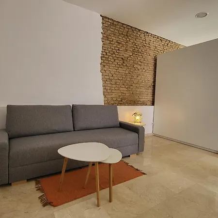 Rentalsevilla Teatinos Apartment