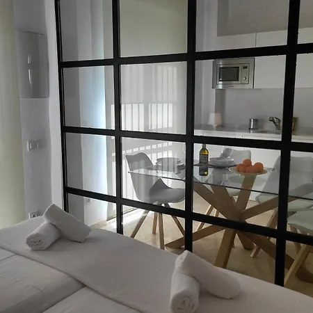 Rentalsevilla Teatinos Apartment