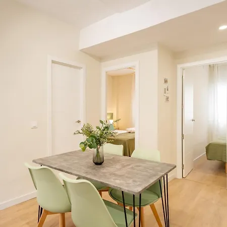 Bustos Tavera Apartment *
