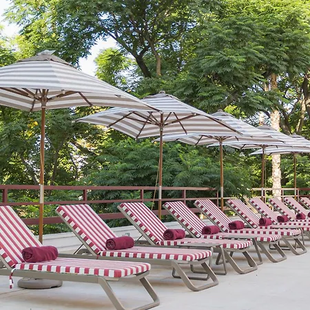 Hotel Hesperia 4*