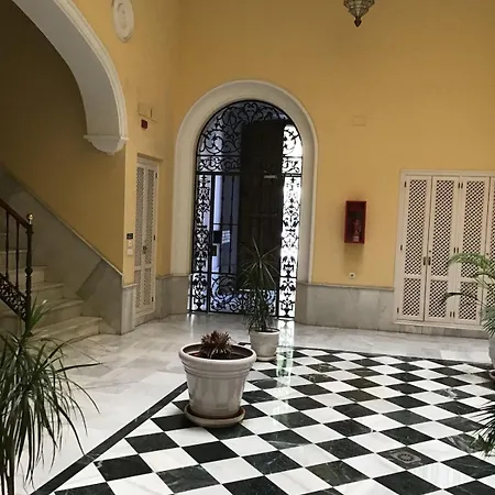 Rc Reyes Catolicos St Right Beside Trianas Bridge Apartment Seville