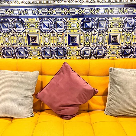 Palace House Hercules - Homestay