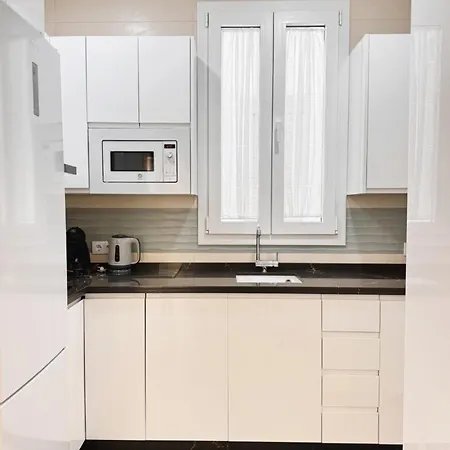 Apartment B Elegant & With Unique Views Seville