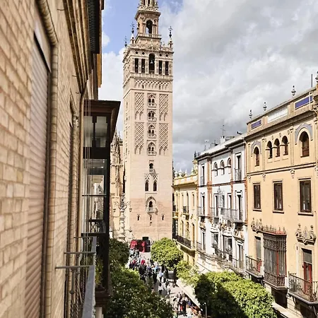 Apartment B Elegant & With Unique Views Seville