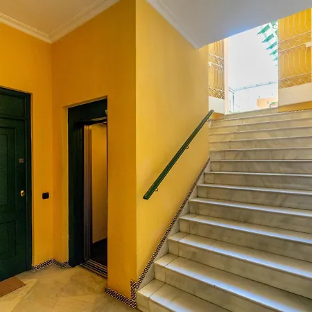 Cathedral Penthouse- Big Private Terrace- Parking *