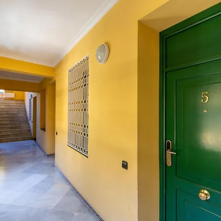 Cathedral Penthouse- Big Private Terrace- Parking *
