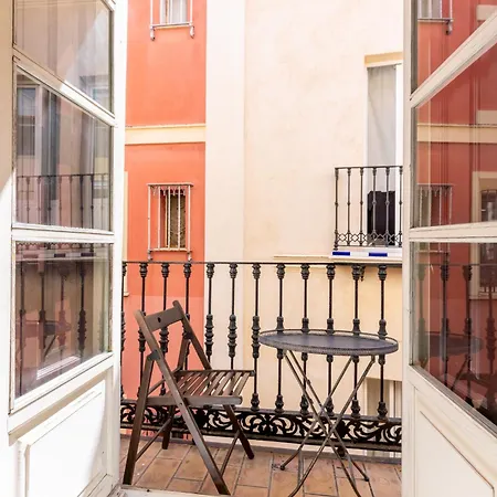 Apartment Cathedral Penthouse- Big Private Terrace- Parking *