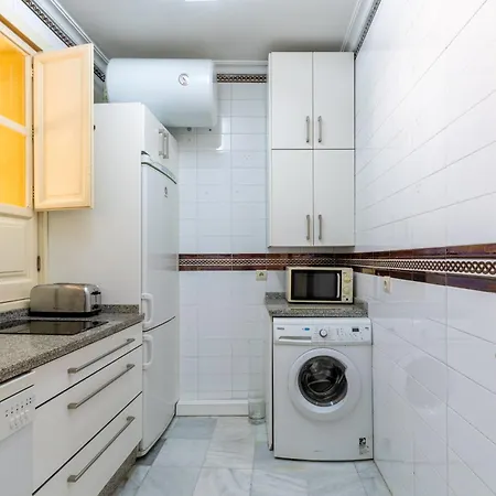 Cathedral Penthouse- Big Private Terrace- Parking