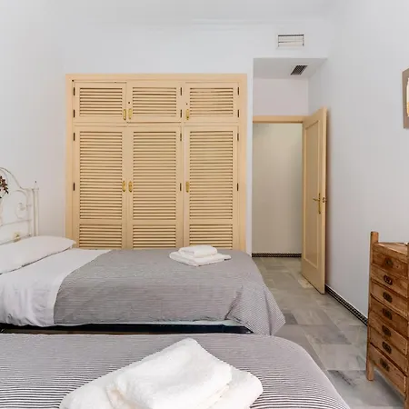 Cathedral Penthouse- Big Private Terrace- Parking * Seville