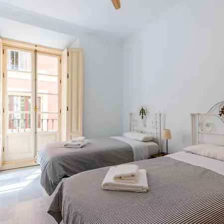 Cathedral Penthouse- Big Private Terrace- Parking Seville