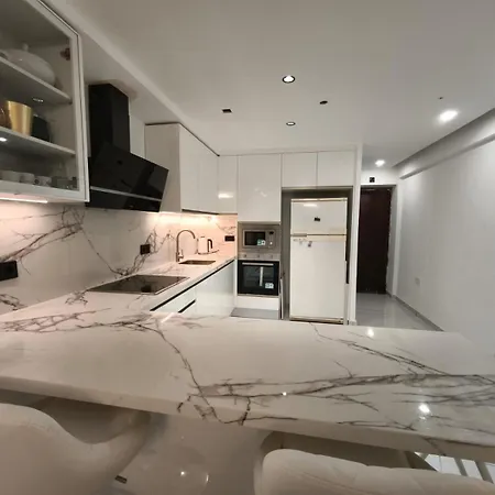 Airbhouse Private & Triana Проживание в семье Севилья