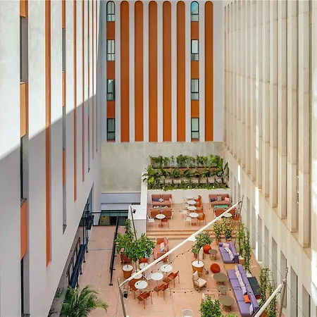 Hotel Ibis Styles Santa Justa
