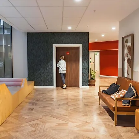 Ibis Styles Santa Justa Hotel 3*