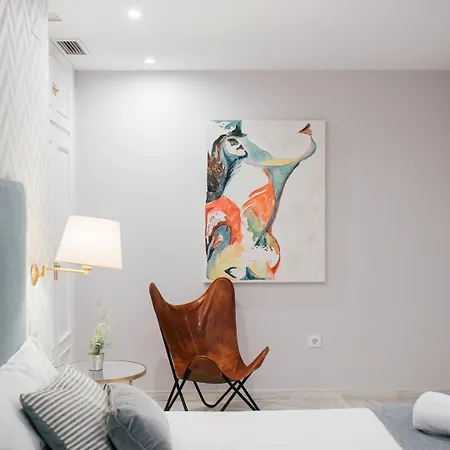Minty - 3bd Cathedral Apartment