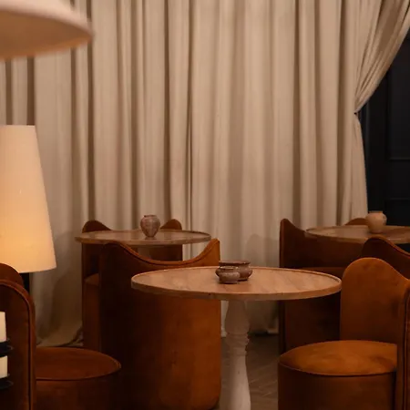 The Honest & Hotel Sevilla