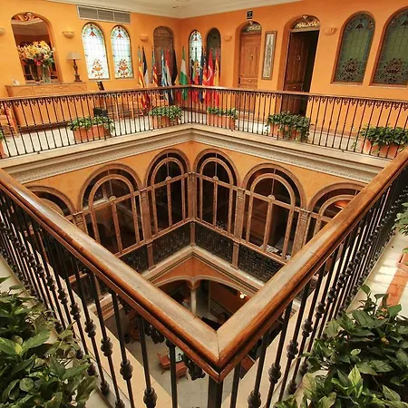 Alabardero Hotel 4*