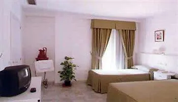 Nuestra Senora De Valme Hotel *