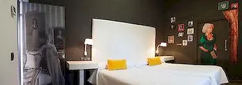 招待所 塞维利亚瑞充尔阿拉米达旅馆 2*