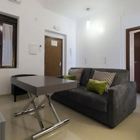 Plaza Nueva Apartment
