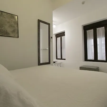 Plaza Nueva Apartment Seville
