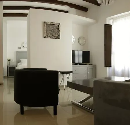 Plaza Nueva Apartment *