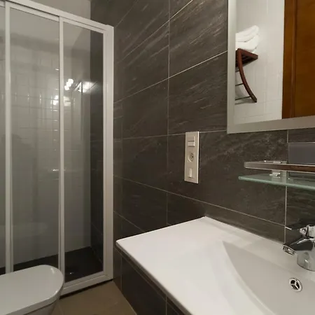 Plaza Nueva Apartment *