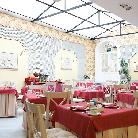 Hotel Doña María 4*