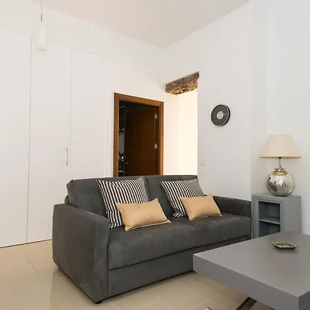 Plaza Nueva Apartment