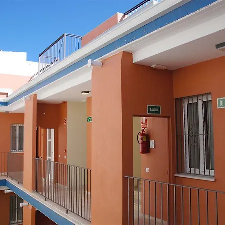 Metropolis Apartment