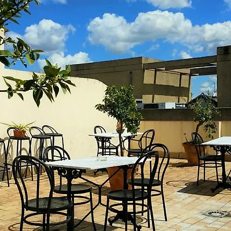 Apartamentos Sevilla *