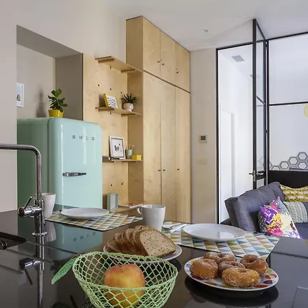 Apartamento Vintage Con Balcones